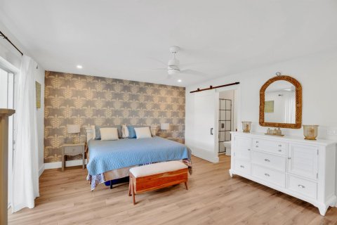 Condo in Indian River Shores, Florida, 1 bedroom № 2078222 - photo 5
