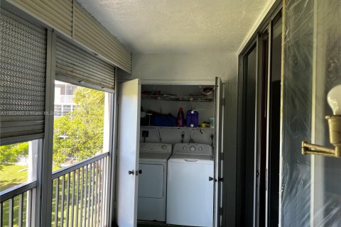 Copropriété à vendre à Lauderdale Lakes, Floride: 2 chambres № 2089059 - photo 10