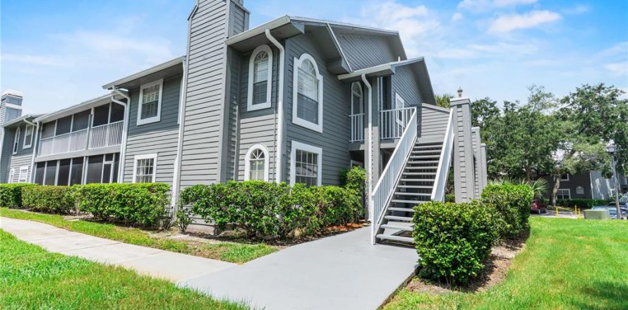 Condo à Tampa, Floride, 2 chambres  № 2206467