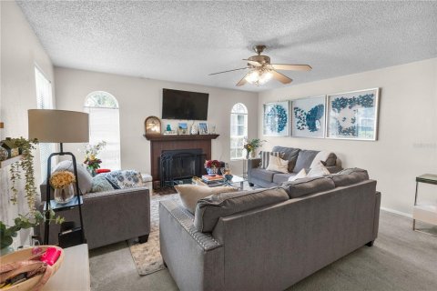 Copropriété à vendre à Tampa, Floride: 2 chambres, 98.48 m2 № 2206467 - photo 4