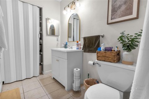 Copropriété à vendre à Tampa, Floride: 2 chambres, 98.48 m2 № 2206467 - photo 14