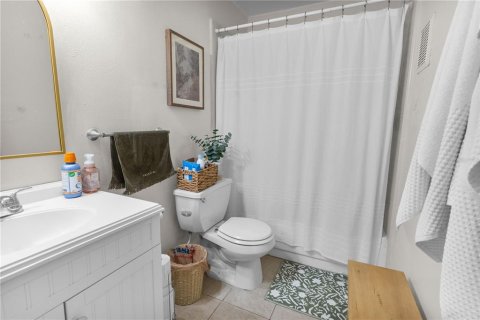 Copropriété à vendre à Tampa, Floride: 2 chambres, 98.48 m2 № 2206467 - photo 13