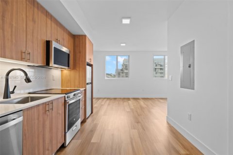 Appartement à louer à Miami, Floride: 37.16 m2 № 2063120 - photo 2