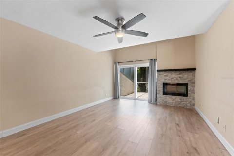 Touwnhouse à vendre à Tampa, Floride: 2 chambres, 129.13 m2 № 1856272 - photo 15
