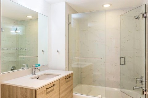 Copropriété à louer à North Miami Beach, Floride: 2 chambres, 103.59 m2 № 2002546 - photo 14