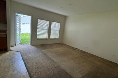 Touwnhouse à vendre à Kissimmee, Floride: 3 chambres, 169.45 m2 № 1762271 - photo 13