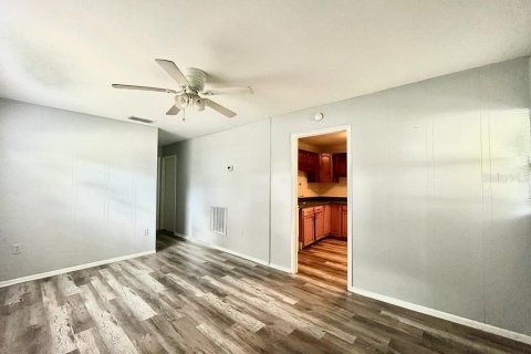 Casa en alquiler en Tampa, Florida, 2 dormitorios, 98.66 m2 № 2096621 - foto 4