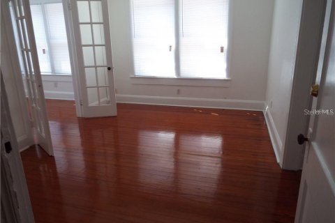 Apartamento en alquiler en Sarasota, Florida, 1 dormitorio, 46.45 m2 № 1876835 - foto 3