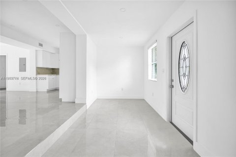 Villa ou maison à vendre à Miami Gardens, Floride: 4 chambres, 106.19 m2 № 2009652 - photo 25