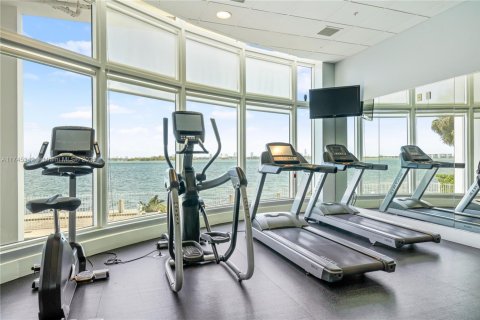 Condominio en venta en Miami, Florida, 1 dormitorio, 78.97 m2 № 1701601 - foto 12