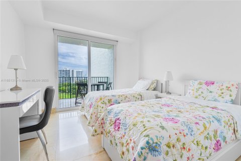 Condominio en venta en Aventura, Florida, 2 dormitorios, 116.78 m2 № 1962292 - foto 16