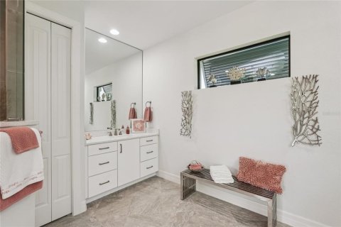 Villa ou maison à vendre à Rotonda, Floride: 3 chambres, 207.64 m2 № 2219777 - photo 17