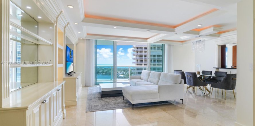 Condo à Aventura, Floride, 3 chambres  № 1998674