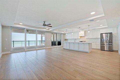 Condominio en venta en Madeira Beach, Florida, 2 dormitorios, 166.39 m2 № 2131070 - foto 20
