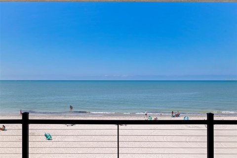 Condominio en venta en Madeira Beach, Florida, 2 dormitorios, 166.39 m2 № 2131070 - foto 30