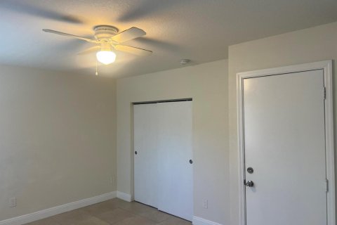 Commercial property in West Palm Beach, Florida 2 bedrooms, 102.19 sq.m. № 1224678 - photo 1