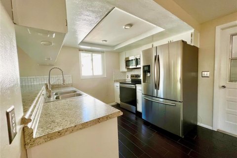 Casa en alquiler en New Port Richey, Florida, 3 dormitorios, 120.77 m2 № 1906075 - foto 4