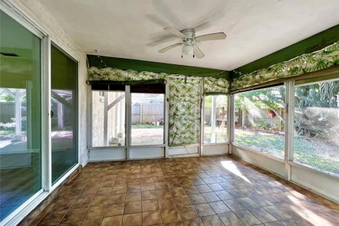 Casa en alquiler en New Port Richey, Florida, 3 dormitorios, 120.77 m2 № 1906075 - foto 13