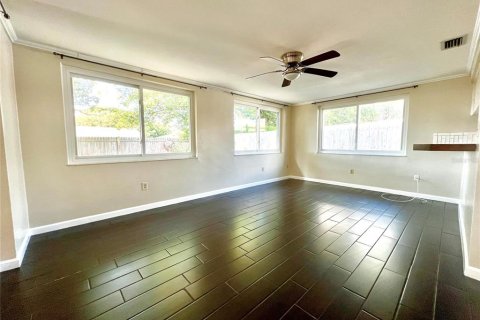 Casa en alquiler en New Port Richey, Florida, 3 dormitorios, 120.77 m2 № 1906075 - foto 6