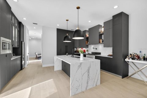 Touwnhouse à vendre à Tampa, Floride: 3 chambres, 232.26 m2 № 1904867 - photo 13