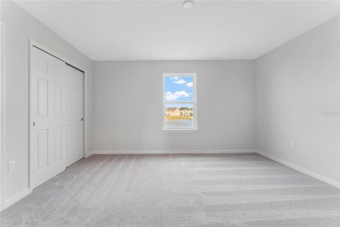 House in Haines City, Florida 5 bedrooms, 265.33 sq.m. № 1884047 - photo 19