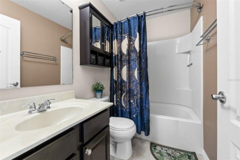 Townhouse in Ocoee, Florida 3 bedrooms, 161.46 sq.m. № 2143067 - photo 28