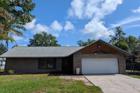 House in Riverview, Florida 4 bedrooms, 173.54 sq.m. № 2231113
