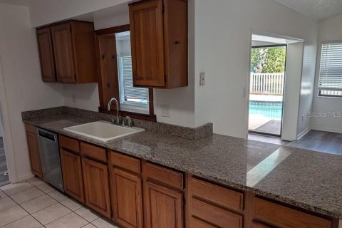 Villa ou maison à vendre à Riverview, Floride: 4 chambres, 173.54 m2 № 2231113 - photo 9