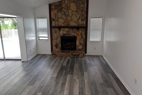 Villa ou maison à vendre à Riverview, Floride: 4 chambres, 173.54 m2 № 2231113 - photo 6