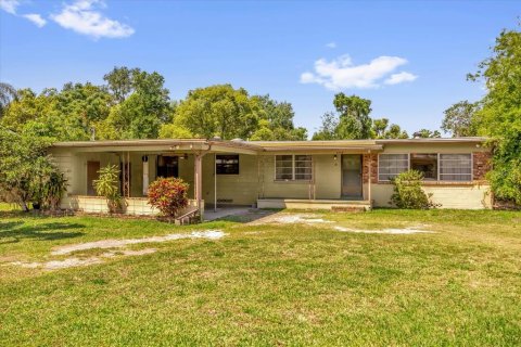House in Orlando, Florida 3 bedrooms, 158.96 sq.m. № 1637186 - photo 1