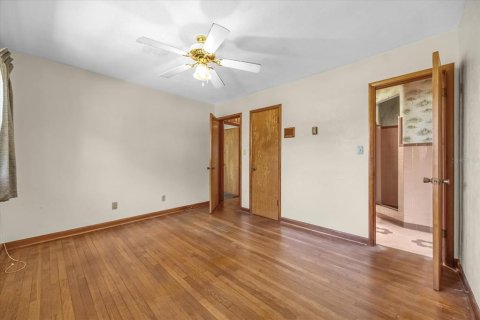 House in Orlando, Florida 3 bedrooms, 158.96 sq.m. № 1637186 - photo 14