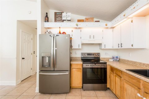 Casa en venta en New Port Richey, Florida, 3 dormitorios, 138.24 m2 № 2385913 - foto 9