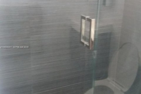 Villa ou maison à louer à Doral, Floride: 4 chambres, 283.63 m2 № 1976845 - photo 21