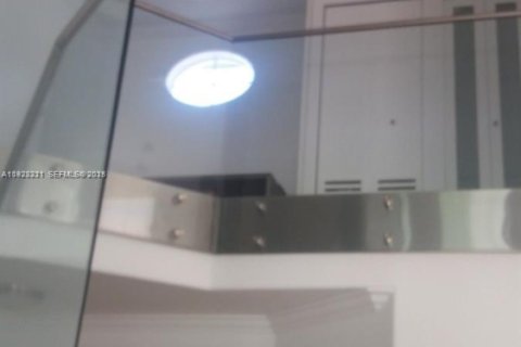 Villa ou maison à louer à Doral, Floride: 4 chambres, 283.63 m2 № 1976845 - photo 13