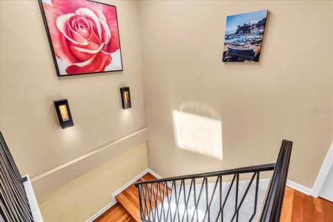 Townhouse in Sarasota, Florida 3 bedrooms, 177.63 sq.m. № 2099465 - photo 18