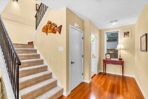 Townhouse in Sarasota, Florida 3 bedrooms, 177.63 sq.m. № 2099465 - photo 5