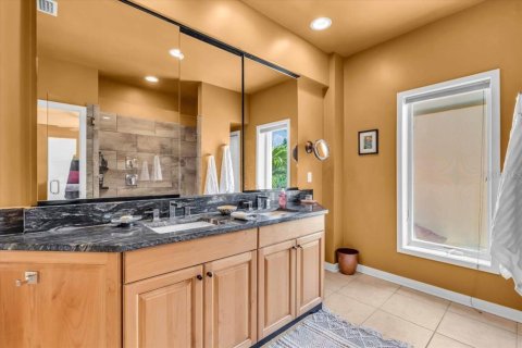 Townhouse in Sarasota, Florida 3 bedrooms, 177.63 sq.m. № 2099465 - photo 24
