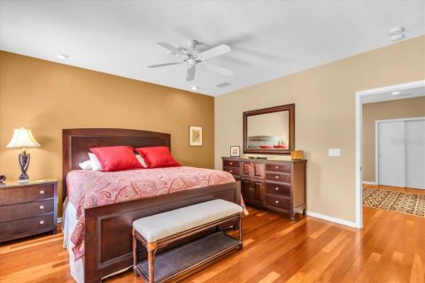Townhouse in Sarasota, Florida 3 bedrooms, 177.63 sq.m. № 2099465 - photo 22