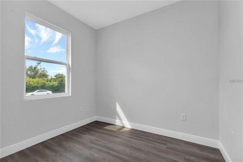 Casa en alquiler en Port Charlotte, Florida, 4 dormitorios, 155.52 m2 № 1908337 - foto 12