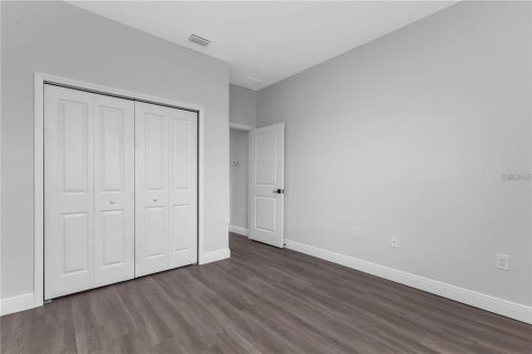 Casa en alquiler en Port Charlotte, Florida, 4 dormitorios, 155.52 m2 № 1908337 - foto 11