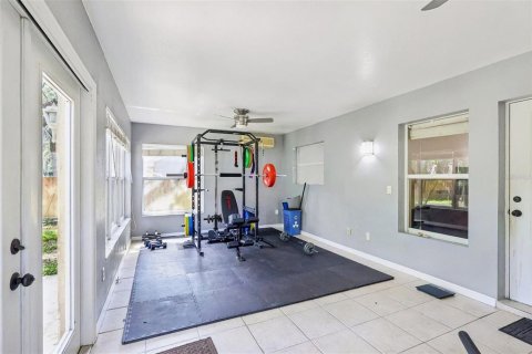 House in Winter Springs, Florida 3 bedrooms, 178.28 sq.m. № 2216310 - photo 26