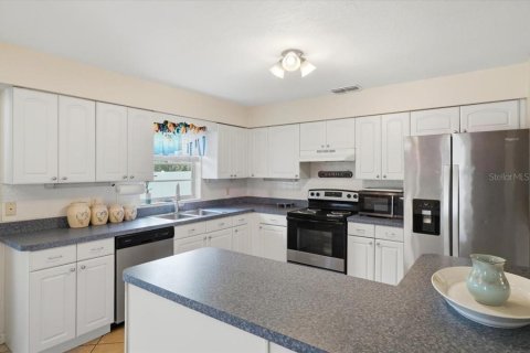 Casa en venta en Winter Haven, Florida, 3 dormitorios, 122.91 m2 № 2230576 - foto 17