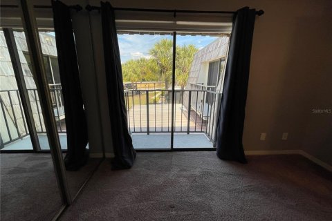 Townhouse in Leesburg, Florida 2 bedrooms, 119.66 sq.m. № 1579276 - photo 16