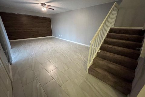 Townhouse in Leesburg, Florida 2 bedrooms, 119.66 sq.m. № 1579276 - photo 9