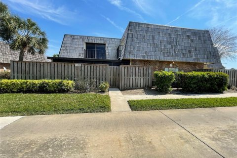 Townhouse in Leesburg, Florida 2 bedrooms, 119.66 sq.m. № 1579276 - photo 27