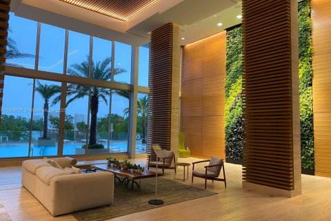 Copropriété à louer à North Miami Beach, Floride: 2 chambres, 104.24 m2 № 1964534 - photo 16