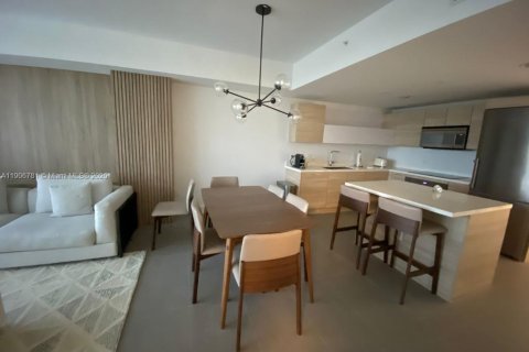 Copropriété à louer à North Miami Beach, Floride: 2 chambres, 104.24 m2 № 1964534 - photo 9