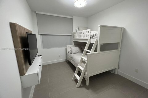 Copropriété à louer à North Miami Beach, Floride: 2 chambres, 104.24 m2 № 1964534 - photo 12