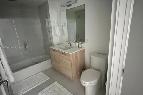 Copropriété à louer à North Miami Beach, Floride: 2 chambres, 104.24 m2 № 1964534 - photo 6