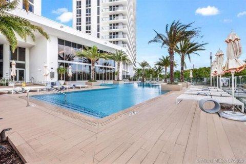 Copropriété à louer à North Miami Beach, Floride: 2 chambres, 104.24 m2 № 1964534 - photo 17